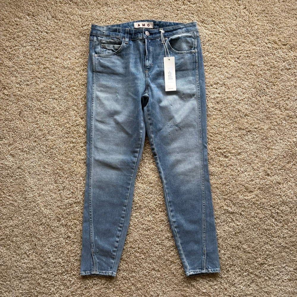 AMO Twist Jeans Sweet Cheeks Wash Size‎ 30 Distressed Skinny